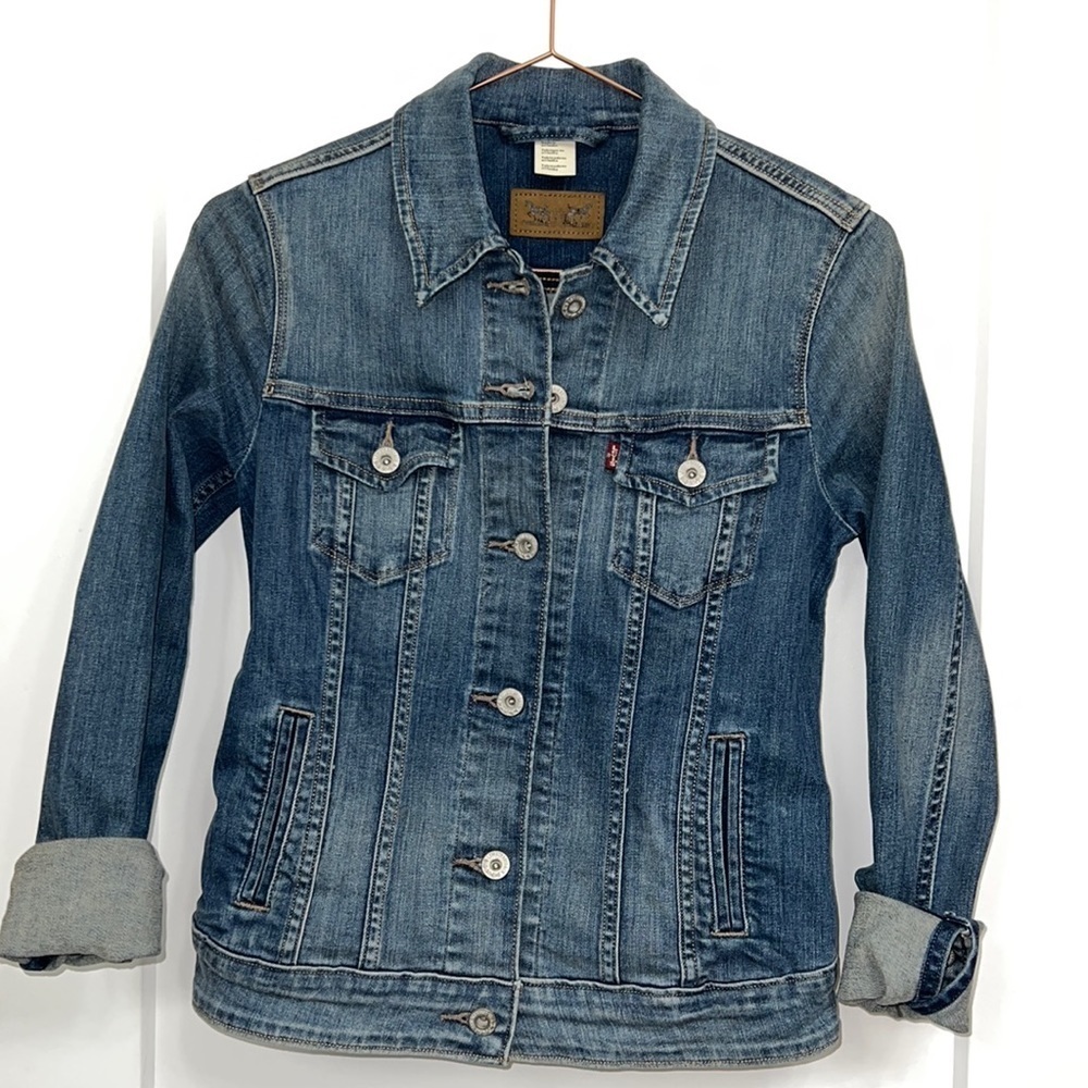 LEVI’S JEAN JACKET size Extra small